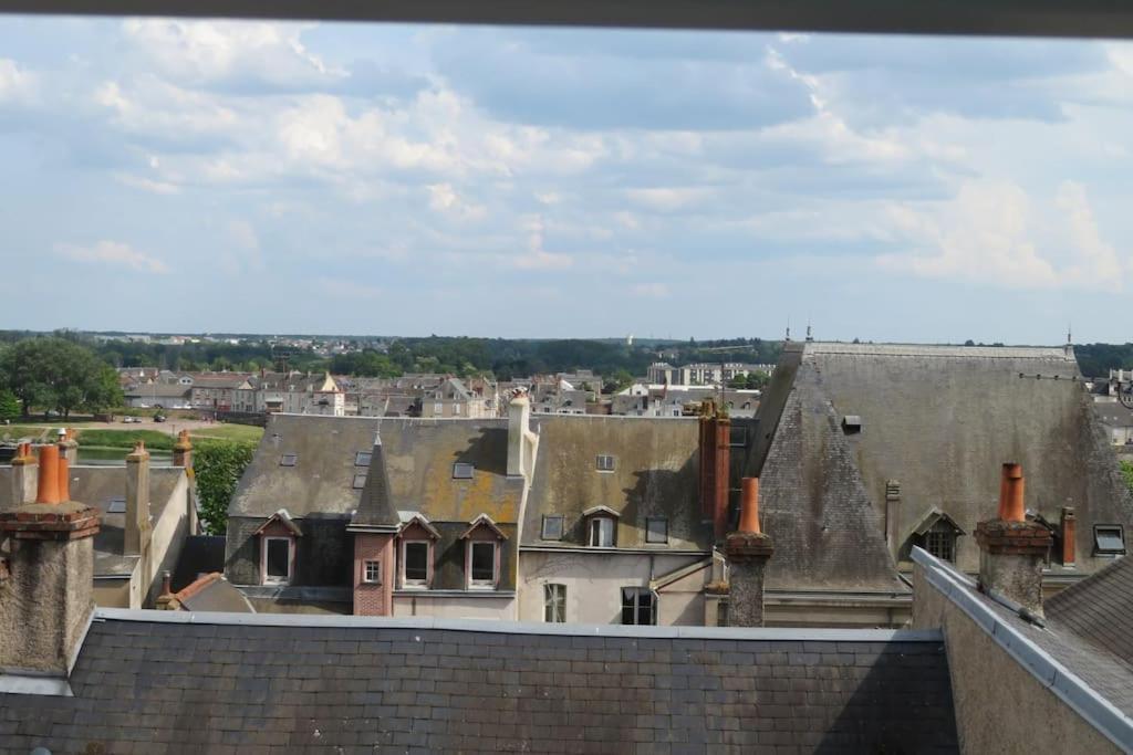 Loft De 53 M2 Centre Ville Blois,Tv Exterior photo